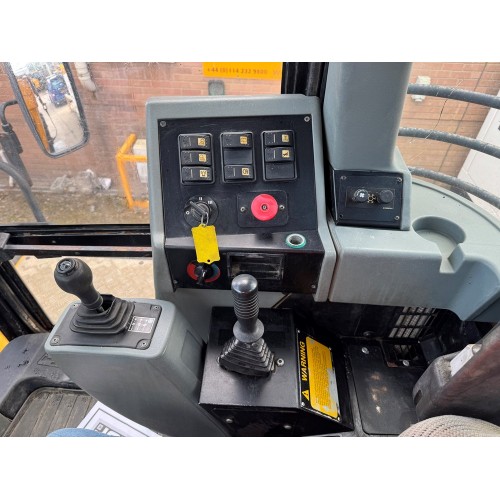 2002 JCB 718 ADT