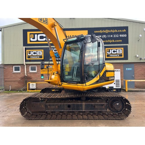 2004 JCB JS130