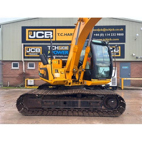 2004 JCB JS130