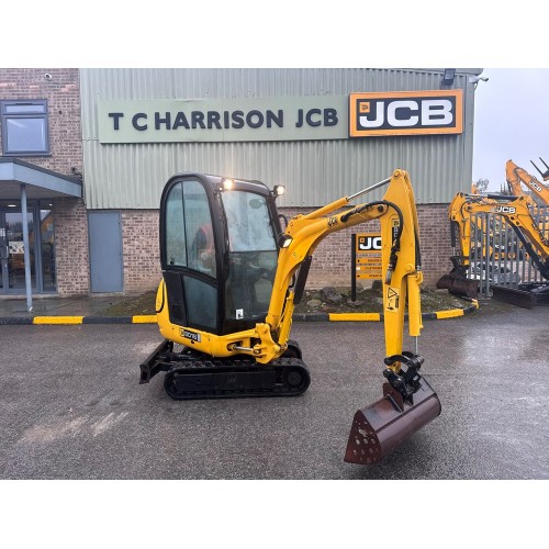 2005 JCB 8016