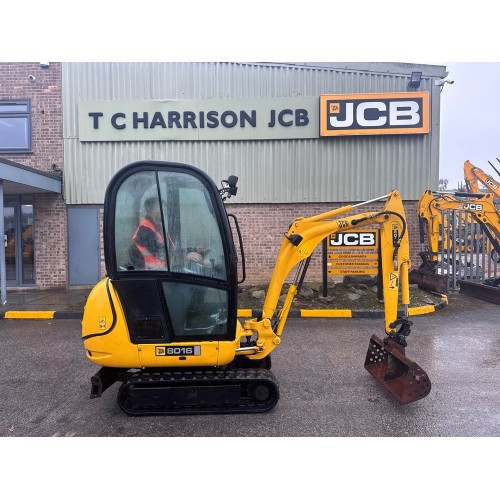 2005 JCB 8016