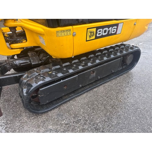 2005 JCB 8016
