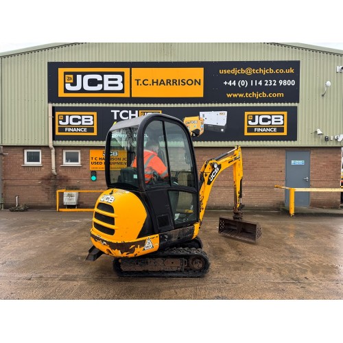 2013 JCB 8014