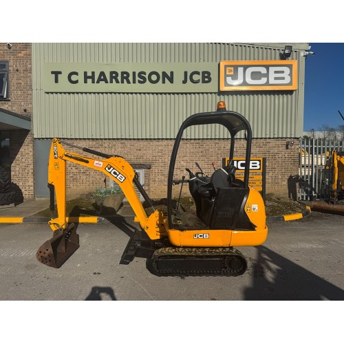 2015 JCB 8014