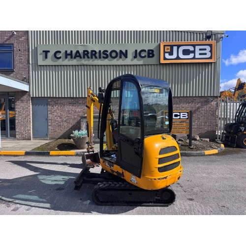 2021 JCB 8018 GRAVEMASTER