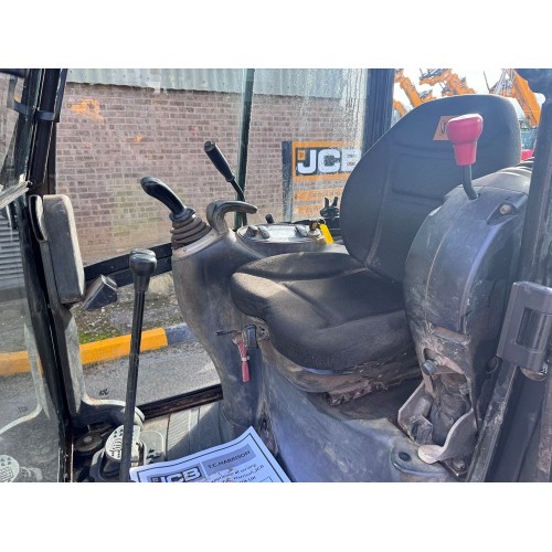 2014 JCB 8018 GRAVEMASTER