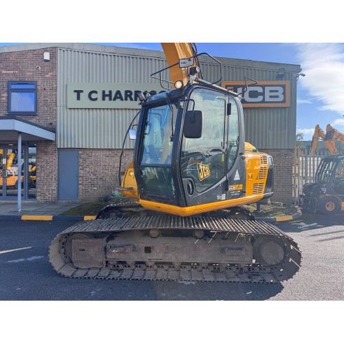 2016 JCB JS131LC