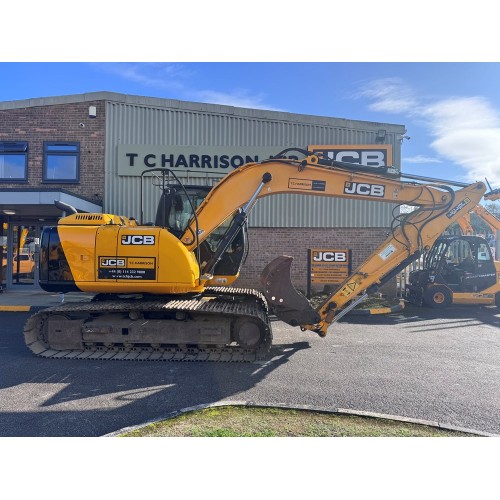 2016 JCB JS131LC