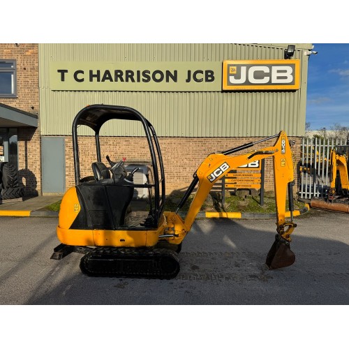2016 JCB 8014