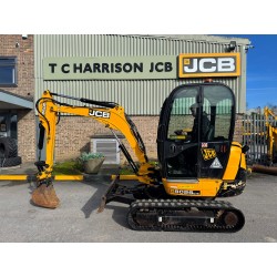 2017 JCB 8026
