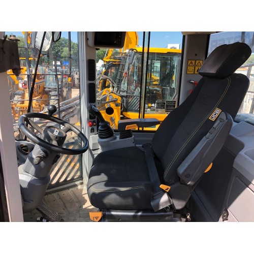 2021 JCB 437HT WASTEMASTER