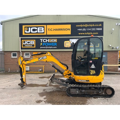 2018 JCB 8025
