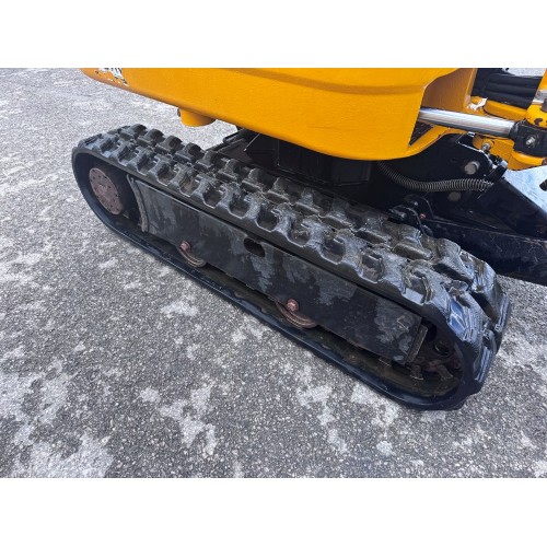 2021 JCB 8008