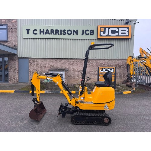 2022 JCB 8008