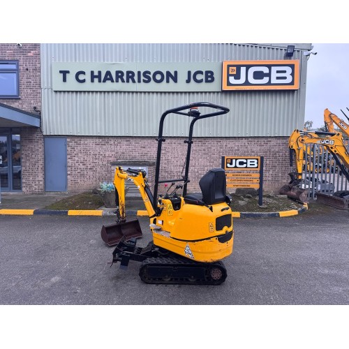 2022 JCB 8008
