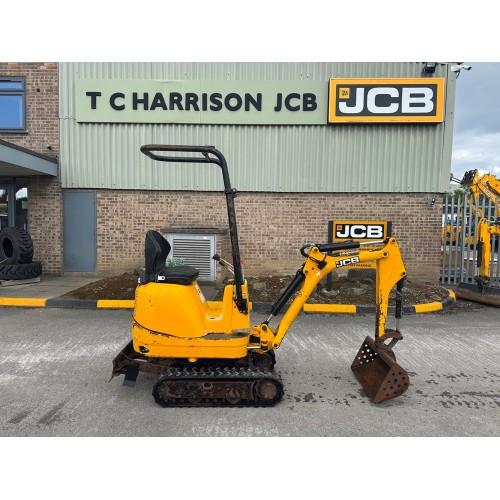 2022 JCB 8008