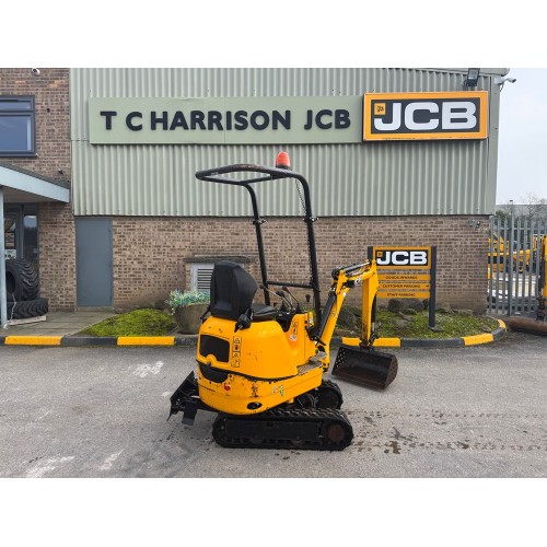 2022 JCB 8008