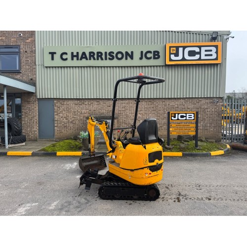 2022 JCB 8008