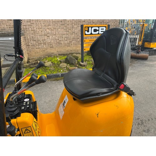 2022 JCB 8008