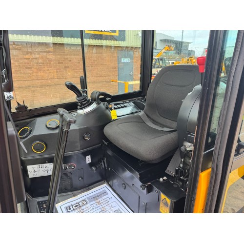 2022 JCB 16C-1
