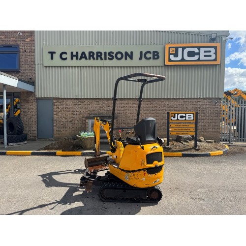 2022 JCB 8008