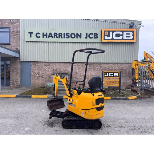2022 JCB 8008