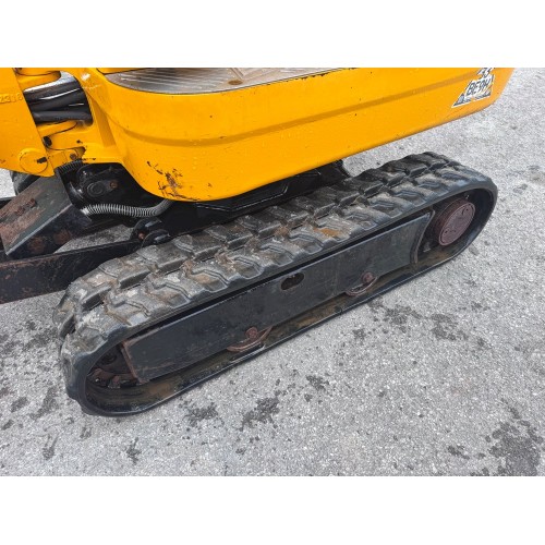 2022 JCB 8008