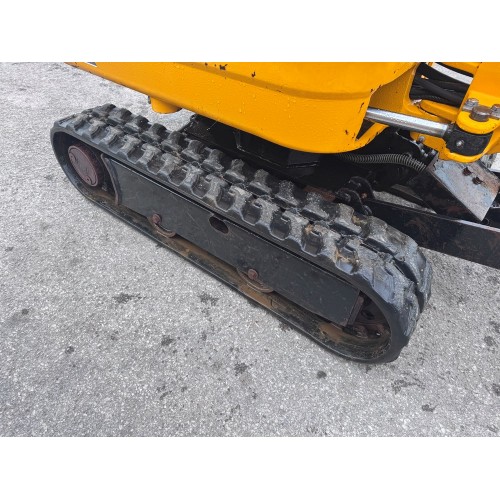 2022 JCB 8008