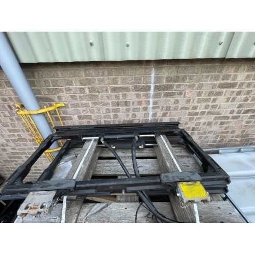 GENUINE JCB QD SIDE SHIFT CARRIAGE *331/67907* TO FIT JCB TELETRUK - CLASS III