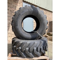 JCB TYRE *332/G8811* MICHELIN POWER CL 340/80R18 TYRE