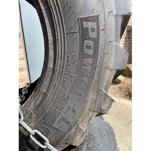 JCB TYRE *332/G8811* MICHELIN POWER CL 340/80R18 TYRE