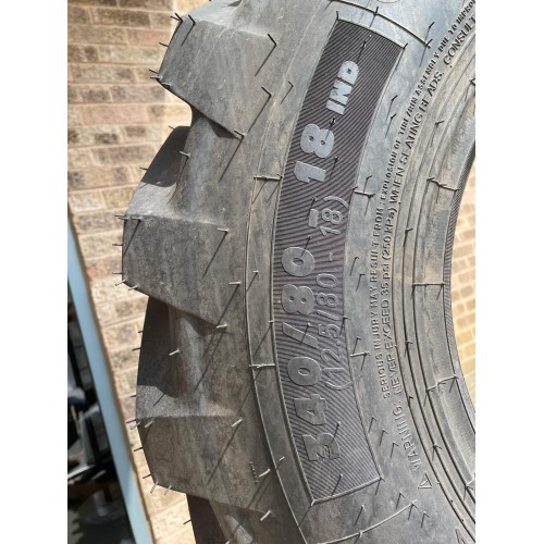 JCB TYRE *332/G8811* MICHELIN POWER CL 340/80R18 TYRE