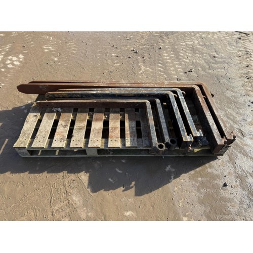 ASSORTMENT OF PALLET FORKS