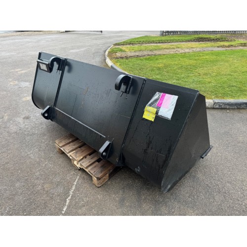NEW & UNUSED JCB 1.0CUM BUCKET WITH TOEPLATE TO SUIT JCB TELEHANDLER