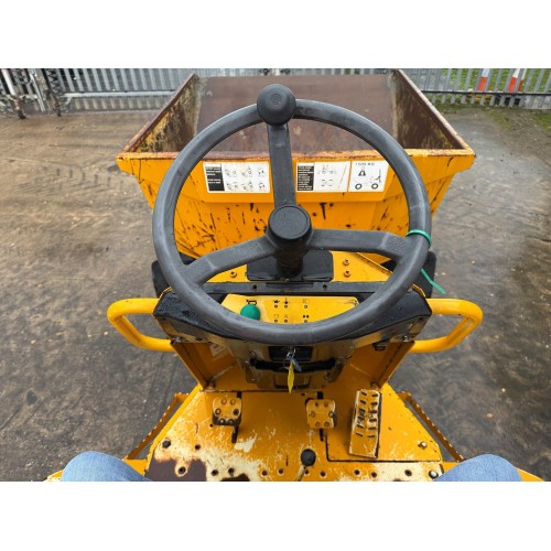 2004 THWAITES 1T HT ST